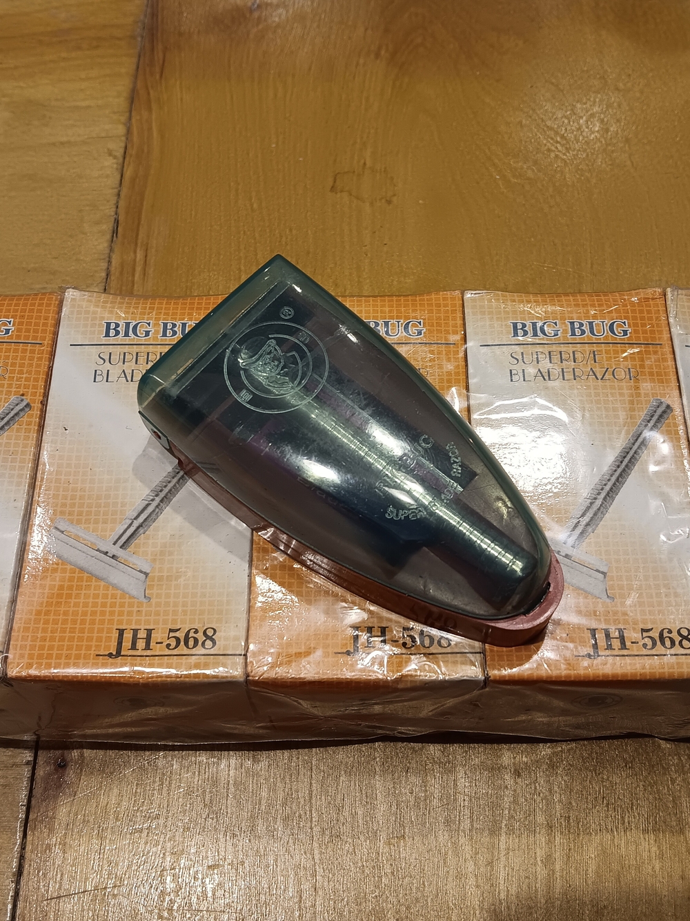 New Safety Razor Set - Picture 2 of 6